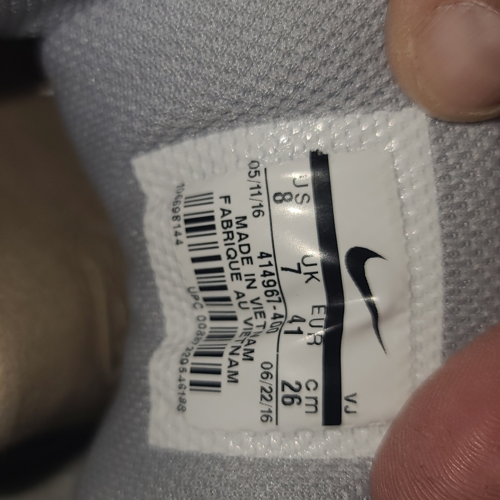 Nike Air Flight Classic Size 8 - image 8